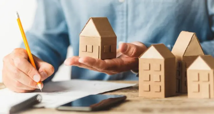 The Real Estate Planner's Guide: Streamlining Operations and Driving Success in Property Ventures